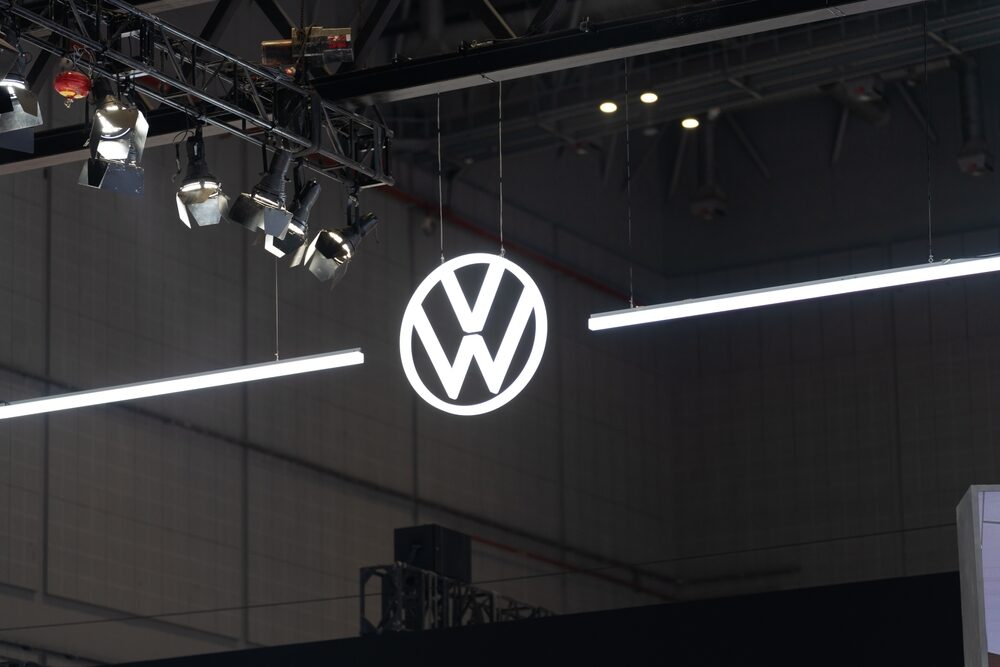 Volkswagen e JSW in trattativa