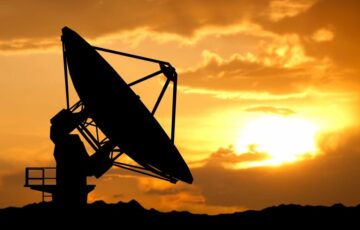 Radar SAR dallo spazio per il monitoraggio della plastica