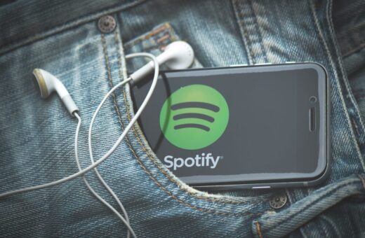 Espansione programma partner Spotify per podcast