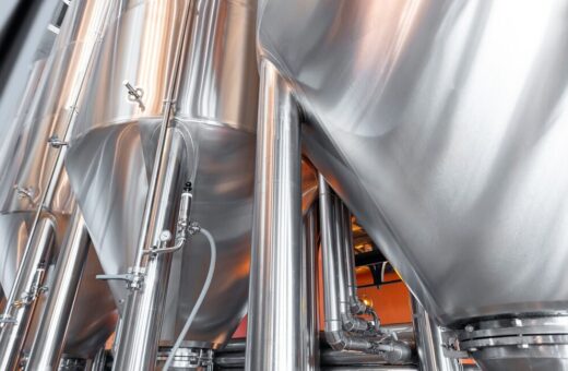 Immagine rappresentativa della produzione di acciaio inox
